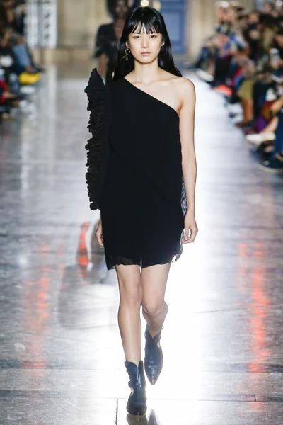 Look 65